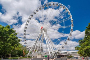 South Bank Central 1 bedroom apartment with Parking